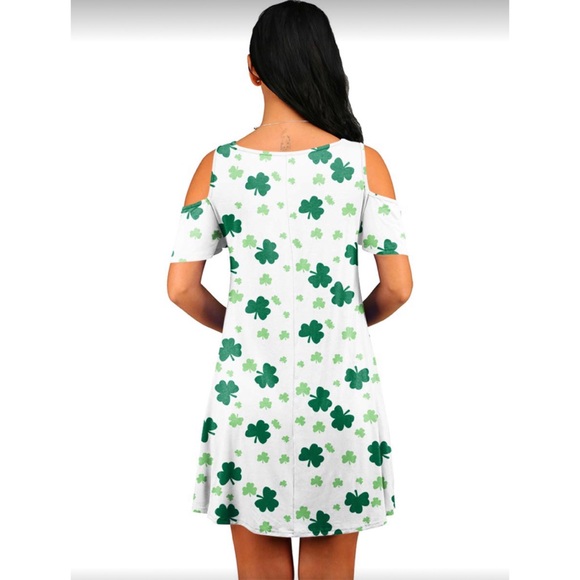 NEW Women's Shamrock St. Patrick's Day 4 Leaf Clover Dress With Pockets Size S - Picture 4 of 5